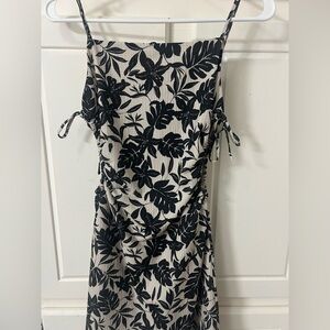 Gianni Bini Black and Cream Leaf Print Midi Dress